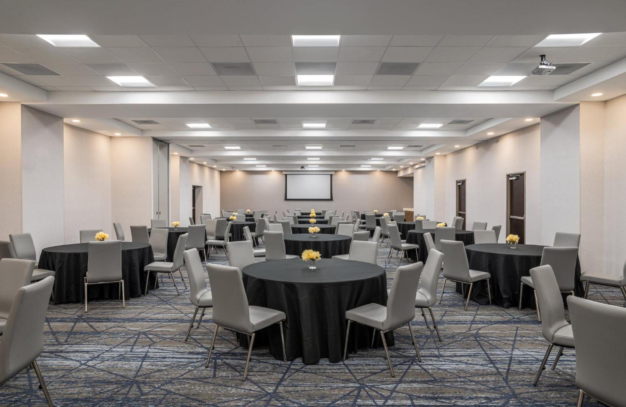 Holiday Inn Express Richmond By Ihg Екстер'єр фото