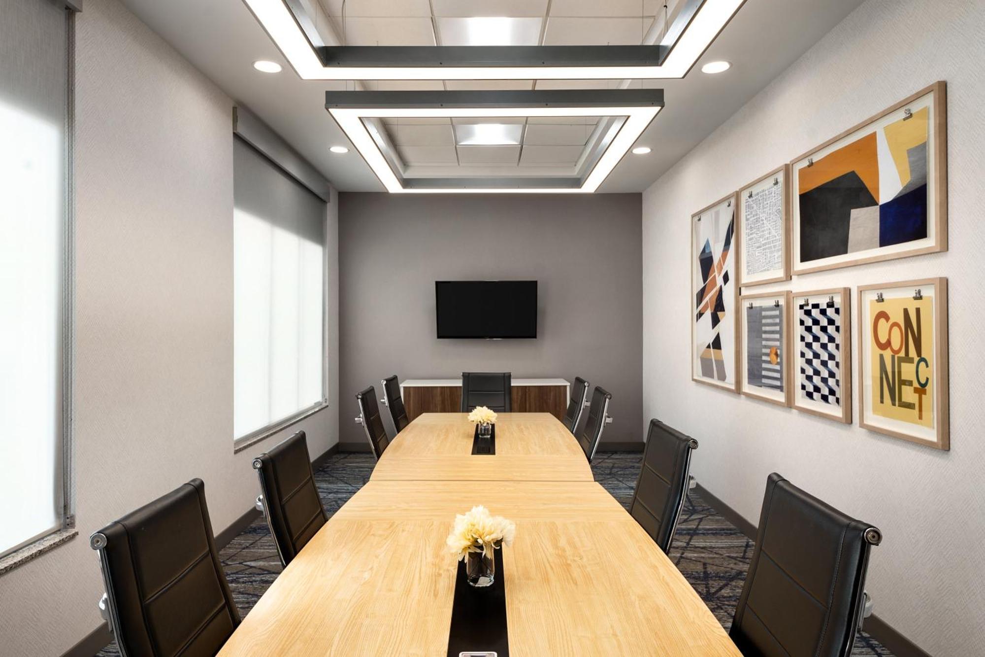Holiday Inn Express Richmond By Ihg Екстер'єр фото
