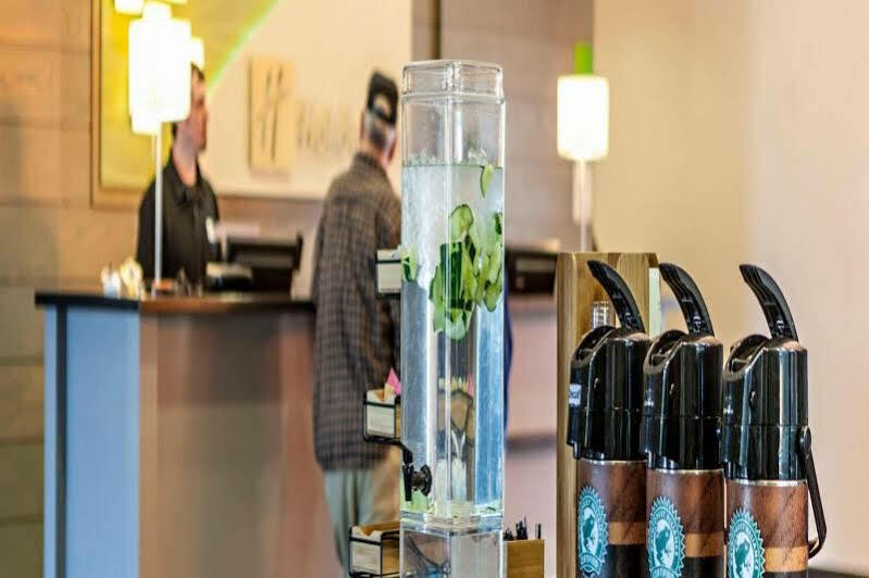 Holiday Inn Express Richmond By Ihg Екстер'єр фото